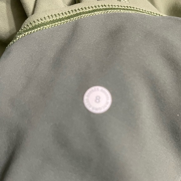 Lulu Lemmon fast and free leggings Size 8 - Picture 2 of 8